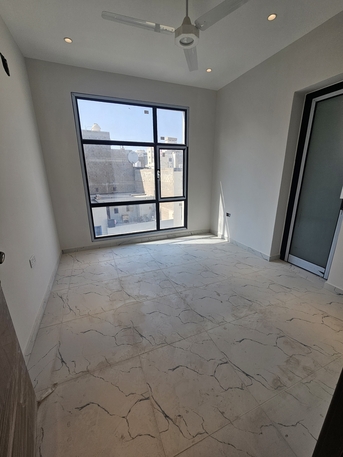 Salmaniya, Apartments/Houses, 2 BHK/BRAND NEW Semi Furnished FLAT. 230 BD With EWA /@SALMANIYA.