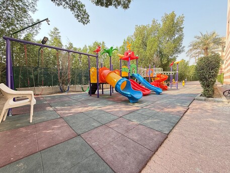 Kuwait City, Apartments/Houses, KWD 800/month,  4 BR,  Salwa &ndash; Spacious Three Or Four Bedroom Apartments W/balcony