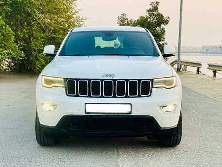 Salmaniya, Vehicles, Cars & Trucks , BHD 100, GRAND CHEROKEE LAREDO, 2018, Automatic, 124000 KM, MODEL FOR SALE