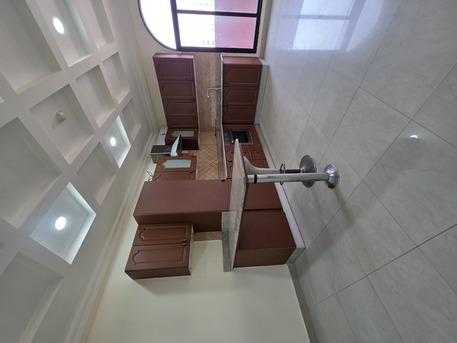 Manama, Apartments/Houses, BHD 250/month,  2 BR,  @2BATHROOM Hall Kitchen With Electricity Balcony Car Parking