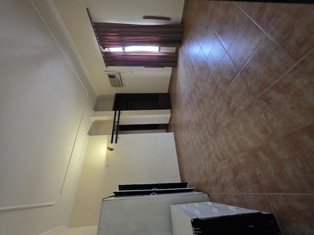 Manama, Apartments/Houses, BHD 250/month,  2 BR,  @2BATHROOM Hall Kitchen With Electricity Balcony Car Parking