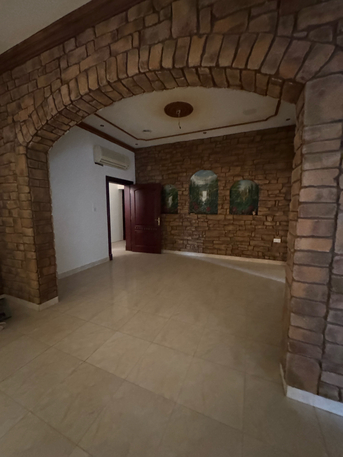 Manama, Villas, BHD 350,  3bhk Semi Furnished Villa For Rent