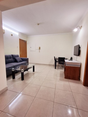 Hoora, Apartments/Houses, BHD 215/month,  Furnished,  1 BR,  All Inclusive Fully Furnished 1 BHK Family Flat With Ewa & WiFi, Parking @ 215 BD In Hoora