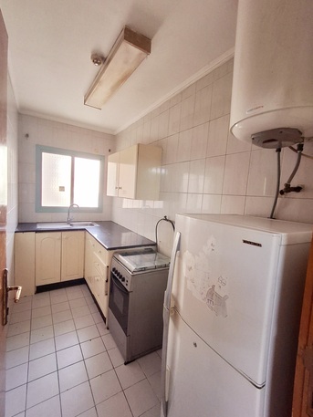 Hoora, Apartments/Houses, BHD 215/month,  Furnished,  1 BR,  All Inclusive Fully Furnished 1 BHK Family Flat With Ewa & WiFi, Parking @ 215 BD In Hoora