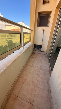 Hoora, Apartments/Houses, BHD 100,  1 BR,  1Bath,balcony Semi Furnished Spacious Studio Flat 4 Rent N Hoora Call@ 33112437