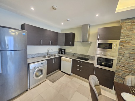 Juffair, Apartments/Houses, BHD 470/month,  Furnished,  2 BR,  Duplex 2 BHK | Sea View | Spacious | Balcony | Free Wifi | Great Facilities!! Near Fontana