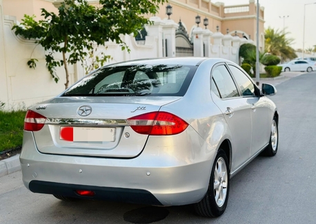 Manama, Vehicles, Cars & Trucks , BHD 900,  JAC J5,  2016,  Automatic,  102200 KM,  Car For Sale Urgent