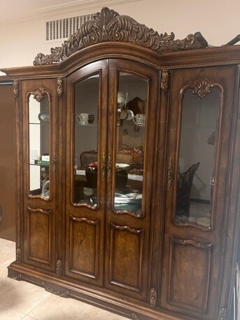 Dammam, Furniture, SAR 1800,  Sofa Set With Center And Side Table+ Dinner Set With 8 Seats