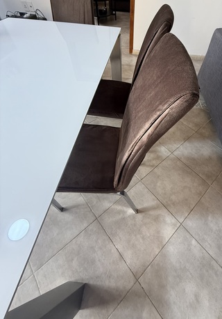 Khobar, Furniture, SAR 850,  Dining Table With 6 Chairs (Home Center)