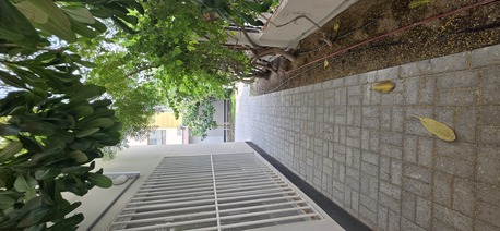 Salmaniya, Villas, BHD 650,  Semi Furnished Private Single Story Villa For Rent With Garden, Garage Parking, Etc..