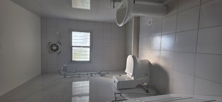 Salmaniya, Villas, BHD 650,  Semi Furnished Private Single Story Villa For Rent With Garden, Garage Parking, Etc..