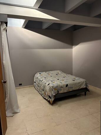 Cali, Apartments, Flats, Houses & Villas, USD 220000/month,  Furnished,  3 BR,  2335 Sq. Feet,  For Sale Luxury Apartment In El Poblado, Medell?n, Colombia