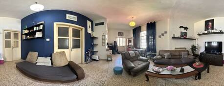 Amman, Rooms Available, JOD 220/month,  Furnished,  16 Sq. Meter,  Private Room, In A Shared Flat In Jabal Al-Lweibdeh &ndash; Utilities Included