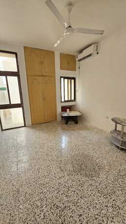 Hoora, Apartments/Houses, BHD 250/month,  4 BR,  Flat For Rent In Hoora Without EWA Nearby Gossi Mall