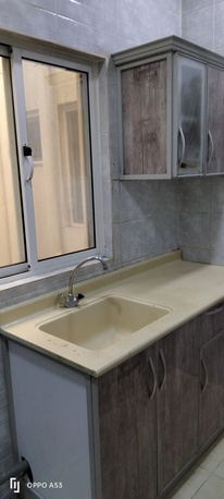 Manama, Apartments/Houses, BHD 160/month,  1 BR,  Semi Furnished 1 Bedroom Flat For Rent In Manama ( Including Electricity)