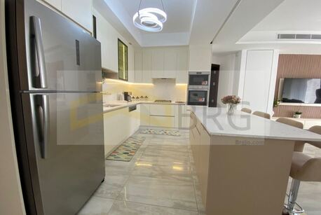 Amman, Apartments/Houses, JOD 16000/year,  Furnished,  2 BR,  4 Sq. Meter,  Your Dream Apartment Awaits In 4th Circle!