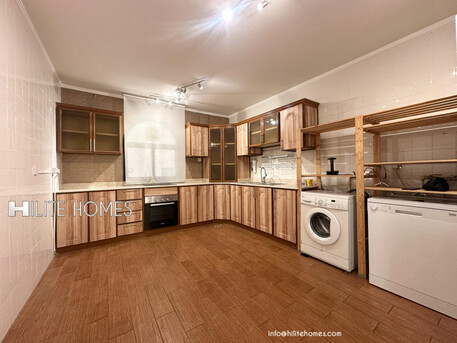 Kuwait City, Villas, KWD 1250,  Floor With Terrace For Rent In Salwa