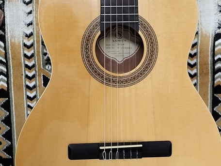 Khobar, Musical Instruments, SAR 450,  Samick Classical Guitar With Free Project Guitar