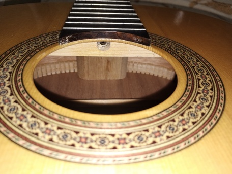 Khobar, Musical Instruments, SAR 450,  Samick Classical Guitar With Free Project Guitar