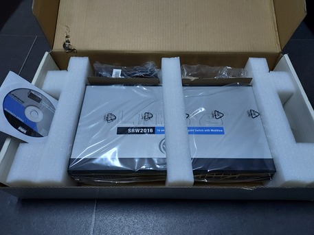 Riyadh, Computers, SAR 250,  Linksys Srw2016 16-port 10/100/1000 Gigabit