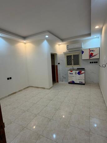Riyadh, Apartments, Flats, Houses & Villas, SAR 14000/year,  Studio,  Unfurnished Bachelor Apartments