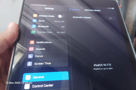 Jeddah, Tablet Computers, SAR 900,  IPad 9.7 Inch 4G 128 GB In Neat And Clean Condition