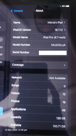 Jeddah, Tablet Computers, SAR 900,  IPad 9.7 Inch 4G 128 GB In Neat And Clean Condition