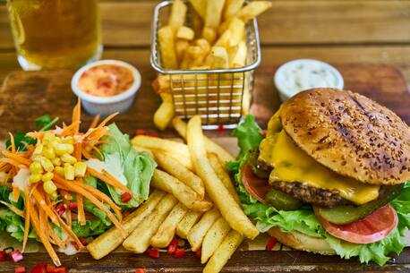 Juffair, Shops, BHD 1500,  Juffair: Shop For Rent For A Premium Fast Food Restaurant