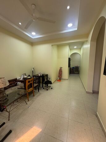 Paris, Housing Exchanges, 240/year,  3 BR,  150 Sq. Meter,  Furnished Apartment For Rent In Abu Saiba.