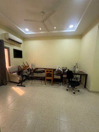 Paris, Housing Exchanges, 240/year,  3 BR,  150 Sq. Meter,  Furnished Apartment For Rent In Abu Saiba.