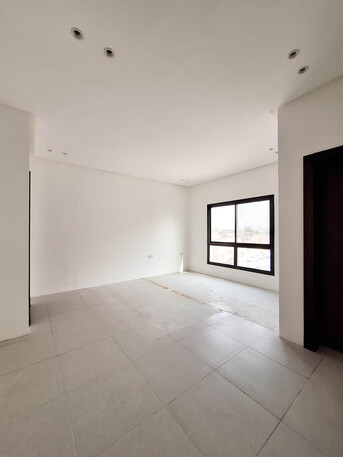 Manama, Offices, BHD 270,  85 Sq. Meter,  Commercial Office For Rent In Jibla Habashi, Prime Location