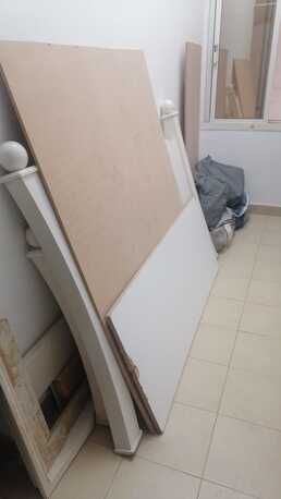 Manama, Furniture, BHD 15,  QUEEN SIZE BED URJENT LEAVING COUNTRY