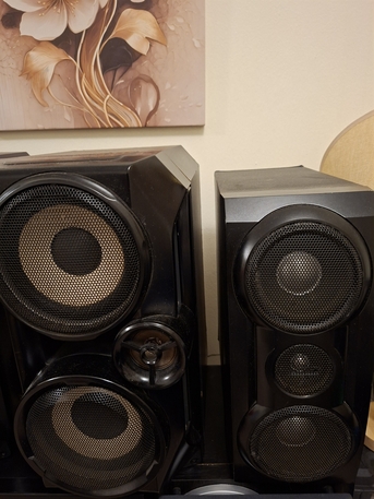 Manama, Electronics, BHD 25,  للبيع سماعات سوني كلاسيكية &ndash; نظام مسرح من&