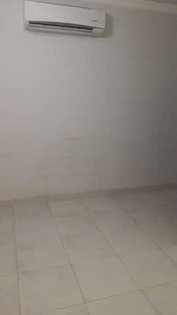 Ras Rumman, Apartments, Flats, Houses & Villas, BHD 220/month,  2 BR,  90 Sq. Meter,  #ForRent: 2-Bedroom Apartment With Electricity In Ras Rumman The Apartment Consists Of: 2