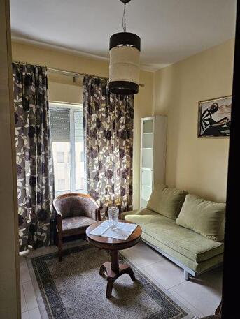 Amman, Apartments/Houses, JOD 500/month,  Furnished,  2 BR,  77 Sq. Meter,  BARAKA MALL: Nice Luxurious Two-bedroom Apartment