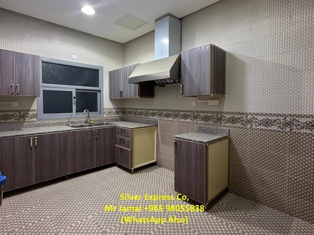 Mubarak Al-Kabeer, Apartments/Houses, KWD 450/month,  3 BR,  100 Sq. Meter,  3 Bedroom Apartment For Rent In Finatees