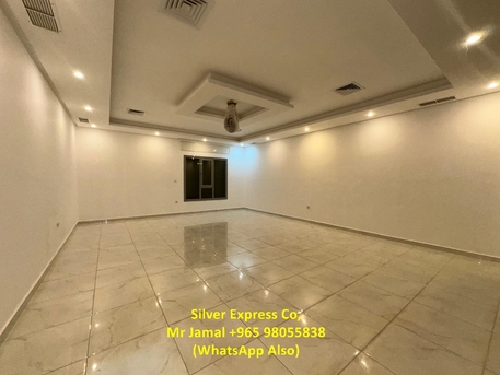 Mubarak Al-Kabeer, Apartments/Houses, KWD 800/month,  4 BR,  100 Sq. Meter,  4 Master Bedroom Floor For Rent In Finatees.