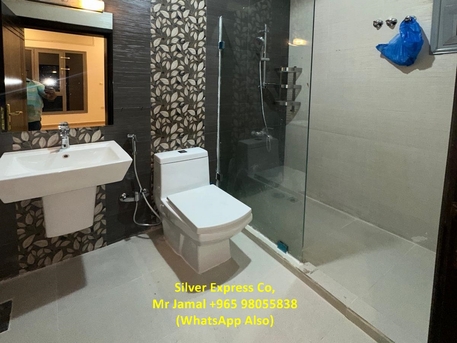 Mubarak Al-Kabeer, Apartments/Houses, KWD 800/month,  4 BR,  100 Sq. Meter,  4 Master Bedroom Floor For Rent In Finatees.