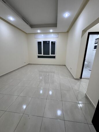 Kuwait City, Apartments/Houses, KWD 980/month,  4 BR,  Full Floor In Jabriya, 4 Bedrooms