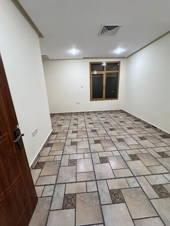 Kuwait City, Apartments/Houses, KWD 560/month,  3 BR,  Apartment In Rumaithiya, 3 Bedrooms, One Of Which Is A Master Bedroom.