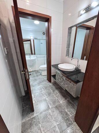 Kuwait City, Apartments/Houses, KWD 560/month,  3 BR,  Apartment In Rumaithiya, 3 Bedrooms, One Of Which Is A Master Bedroom.