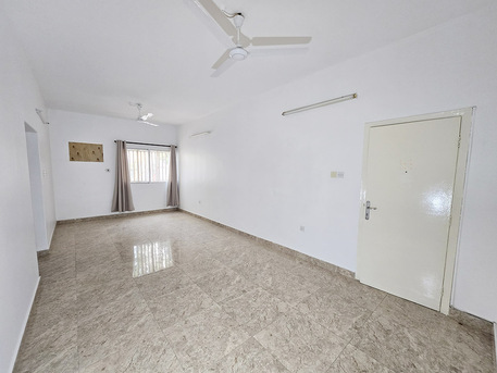Jidhafs, Apartments/Houses, BHD 200/month,  2 BR,  75 Sq. Meter,  2BHK Apartment For Rent With Pool & Tennis And Squatch - Family