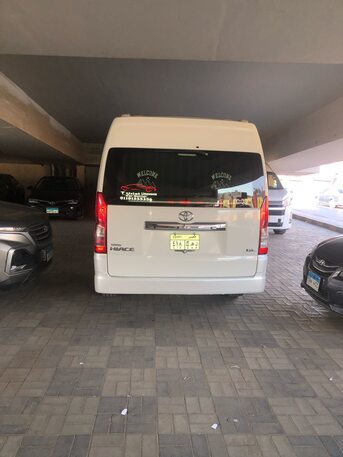 Cairo, Automotive, إيجار تويوتا هايس 14 راكب للسفر والرحالات