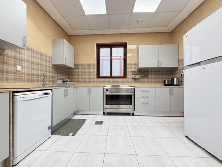 Kuwait City, Apartments/Houses, KWD 1200/month,  4 BR,  Surra &ndash; Spacious 4 Bedrooms Furnished Apartment W/pool