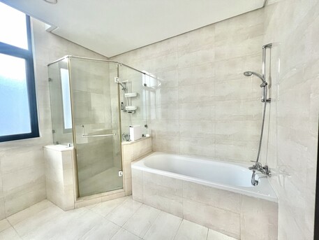 Janabiya, Villas, BHD 1300,  Furnished,  650 Sq. Meter,  Refined 4BR Luxury Villa With Private Pool & Garden In Peaceful Al Jasra