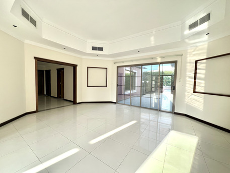 Hamala, Villas, BHD 900,  500 Sq. Meter,  Renovated 4BR Villa With Gym & Pool In Popular Hamala Compound