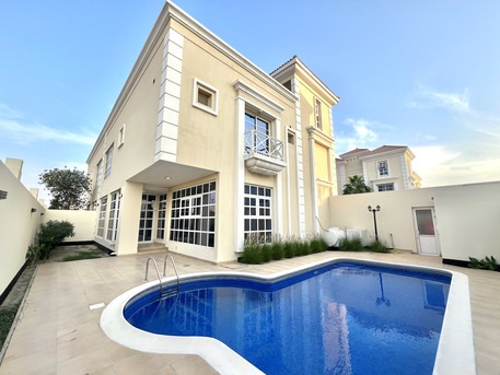 Hamala, Villas, BHD 1200,  Furnished,  350 Sq. Meter,  Modern 4BR Compound Villa With Private Pool & Garden In Central Hamala
