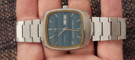 Riyadh, Watches, SAR 1900,  Zodiac Automatic HI-Beat 36000 For Men Original Swiss Made