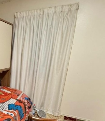  , SAR 50,  Curtains With Rails, 1