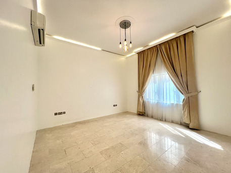 Hamala, Villas, BHD 800,  300 Sq. Meter,  Bright Single-Storey Villa With Private Garden Near BSB